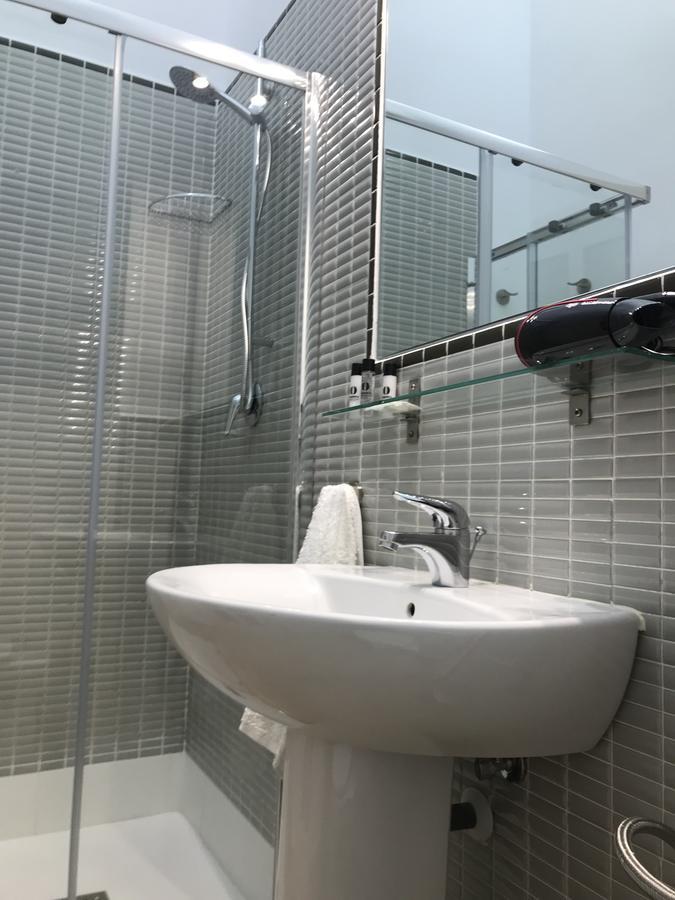 Adama Apartamento Turistico กาเซเรส ภายนอก รูปภาพ