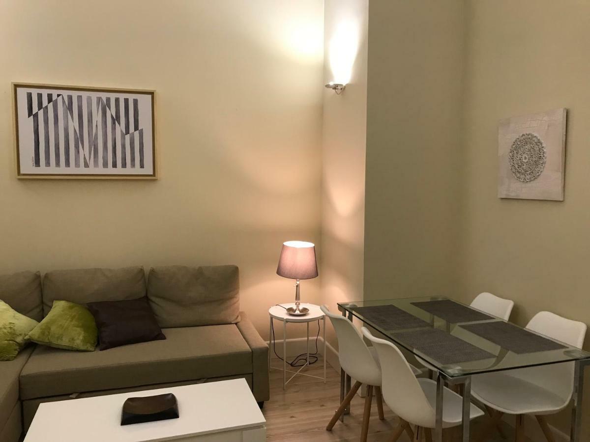 Adama Apartamento Turistico กาเซเรส ภายนอก รูปภาพ